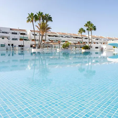 Costa Serena Lägenhet *